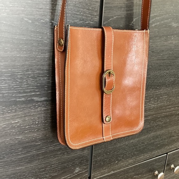 Like New Patricia Nash Cognac Leather Crossbody Bag - Picture 3 of 16
